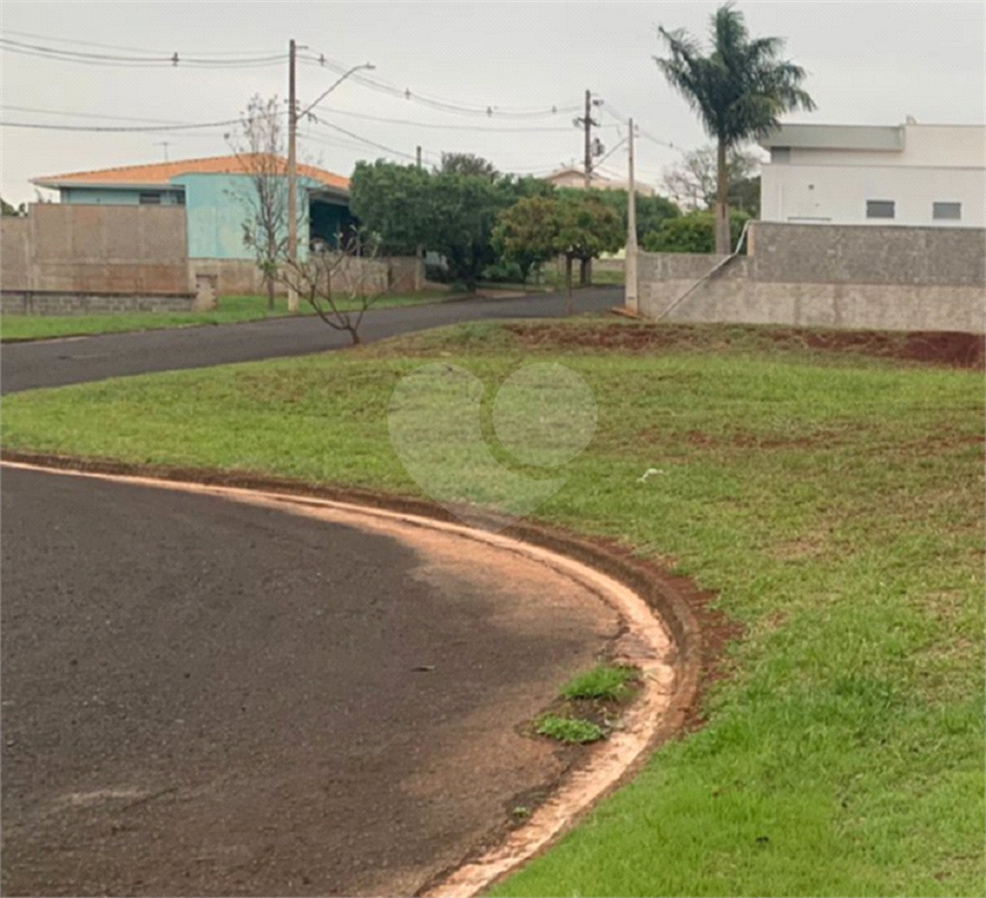Terreno no Condomínio Nascente do Jaraguá, localizado em Araraquara/SP.
