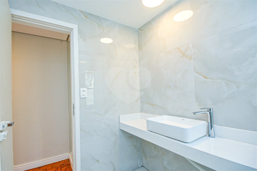 Amplo apartamento na Bela Vista com 177 m²