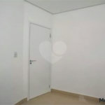 Apartamento com 2 dormitórios , sendo 1 suíte , 1 vaga , á venda na Vila Humaitá em Santo André.