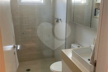 Apartamento à Venda na Mooca com 122 m² sendo 3 Suítes com Varanda Gourmet com 2 Vagas Aceita Permuta