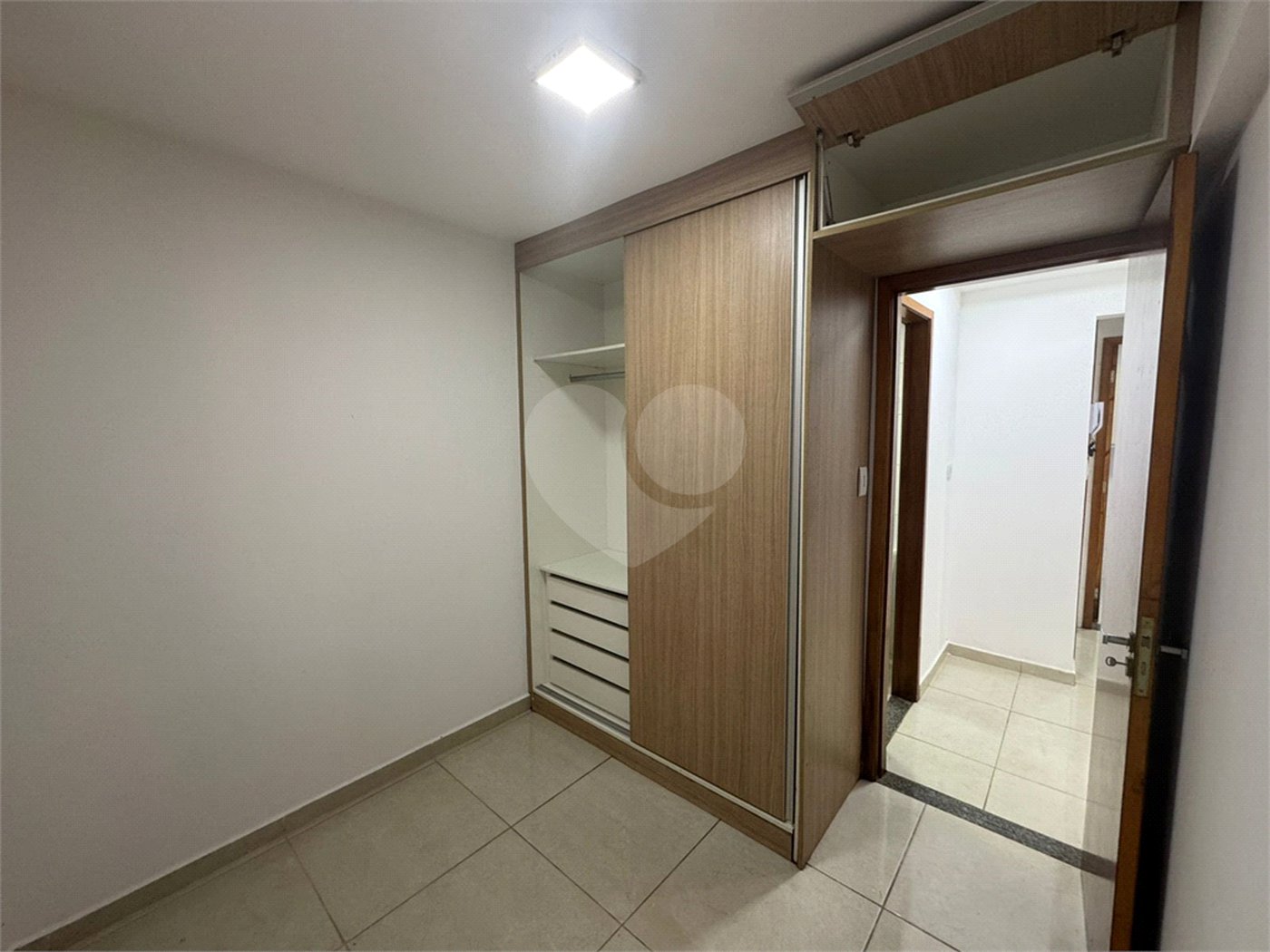 Apartamento 2 dormitórios c/ quintal privativo próximo ao futuro Metrô Anália Franco