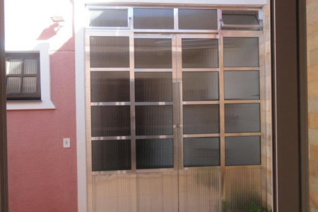 Sobrado à venda com 3 quartos, sendo 1 suíte, em Parque Ipê, São Paulo, SP