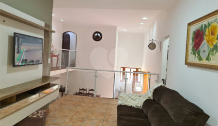 Casa à venda com 3 quartos, sendo 1 suíte,  em Vila Esperança, São Paulo, SP