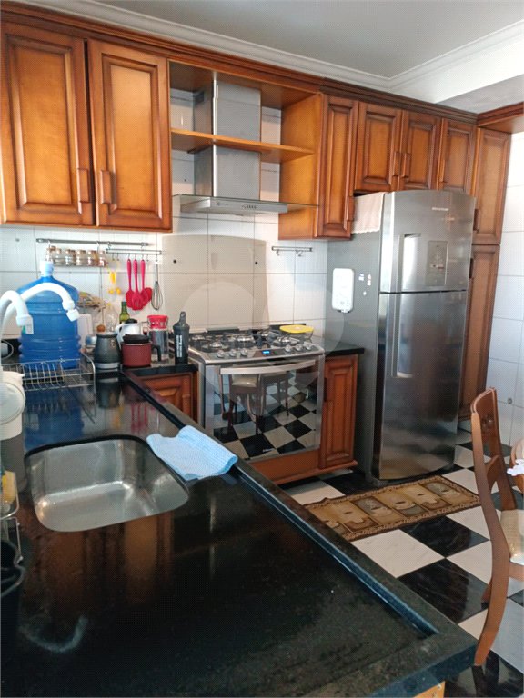 Sobrado com 4 Quartos e 4 banheiros à Venda -337 m² por R$ 850.,000 -- Jardim Vivan,-Jaraguá, São Paulo - SP