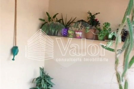 Casa térrea no Jd Hikari são Carlos