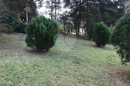 Chácara à venda com 4 quartos, sendo 1 suíte,  em Monterrey, Louveira, SP