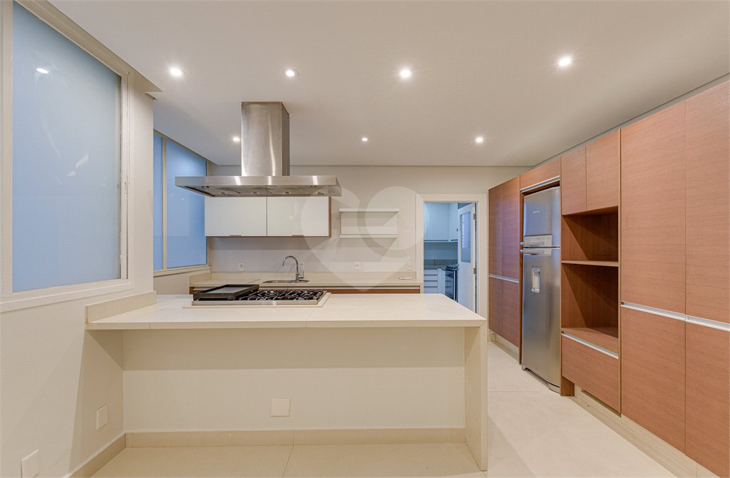 Apartamento à venda ou para alugar com 4 suítes em Alto da Boa Vista, São Paulo, SP