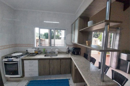 Casa Térrea Disponível para Locação e Venda no Condomínio Vilaggio Capriccio