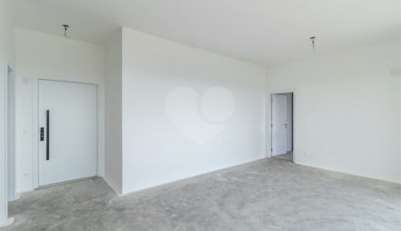 Apartamento à venda ou para alugar com 4 quartos, sendo 3 suítes,  em Jardim Morumbi, São Paulo, SP