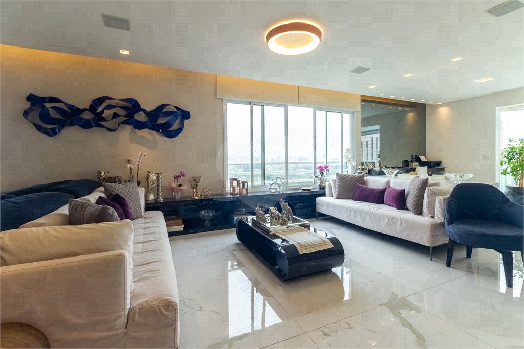 Apartamento de Alto Padrão à Venda na Vila Mariana com 190m², 3 Suítes e Vista para o Parque Ibirapuera