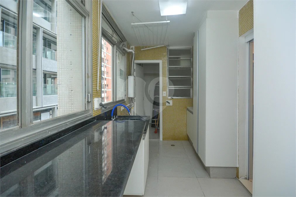 Apartamento à venda com 2 suítes em Itaim Bibi, São Paulo, SP