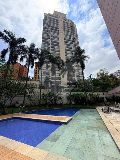 Apartamento à venda com 3 suítes em Vila Mariana, São Paulo, SP