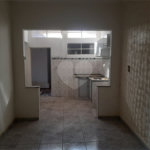 Casa térrea a venda na região central de São Carlos