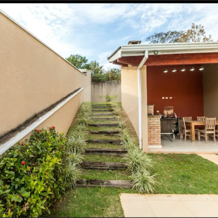 Casa à Venda com 4 suítes no bairro Jardim Paulista em Atibaia/SP.