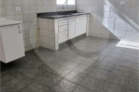 Sobrado 3 dormitórios (1 suite) - 184 m² - à venda - R$ 750.000,00 no Jdim Renata, em Indaiatuba/SP.