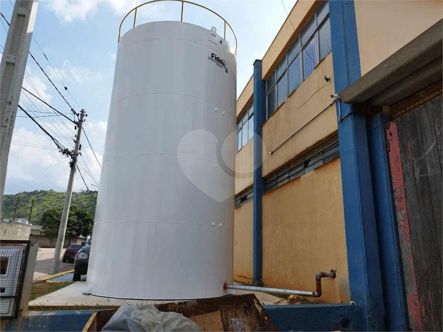 Excelente Galpão Industrial e Comercial em Jundiaí com AVCB e Zoneamento ZR3