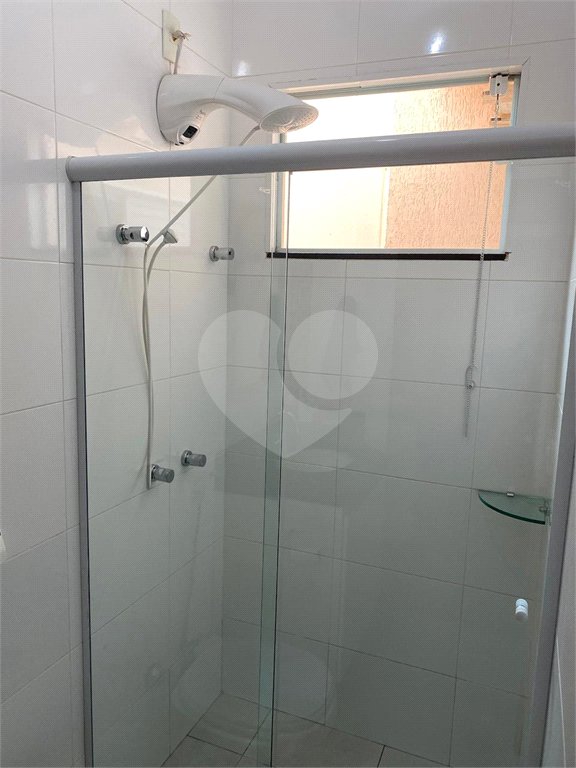Vende-se casa no Village Damha II