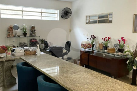Casa à venda ou para alugar com 8 quartos em Chácara Santo Antônio, São Paulo, SP