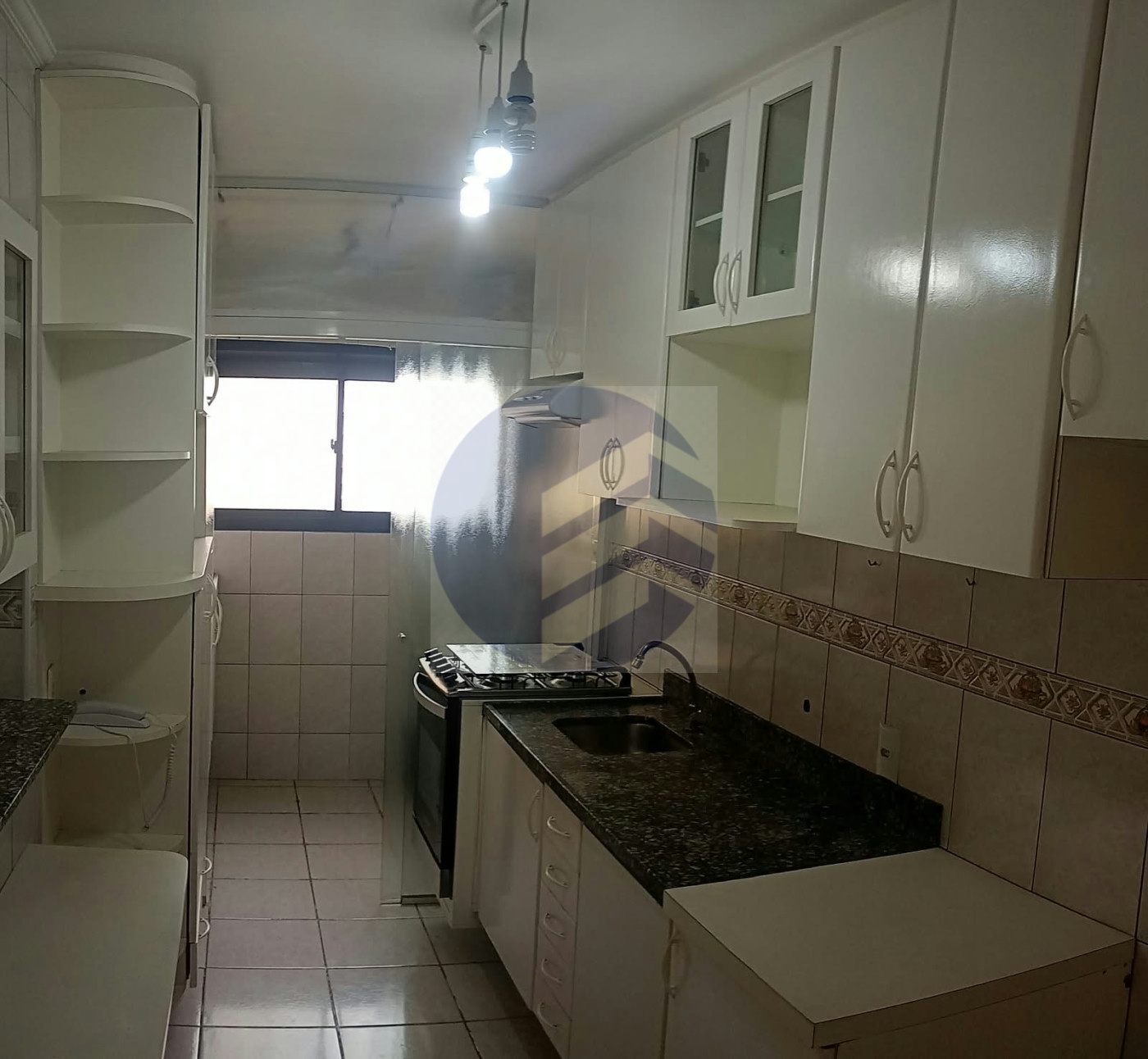 Apartamento à venda com 3 quartos, sendo 1 suíte, em Jardim Esmeralda, São Paulo - SP