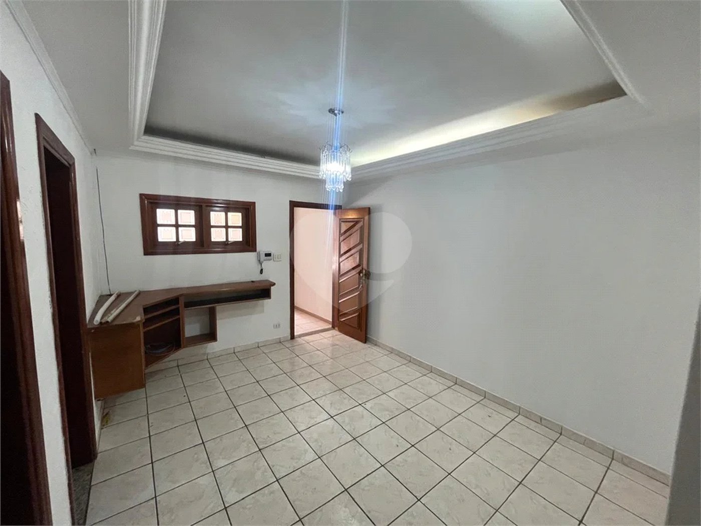 Casa Assobradada à Venda – Conforto, Excelente Acabamento e Localização Central