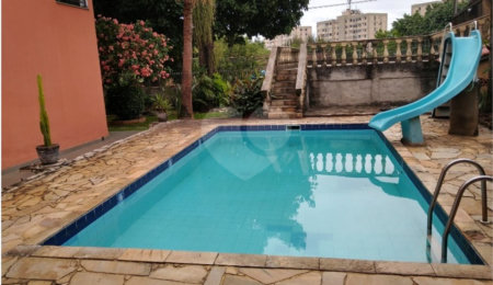 Casa à venda com 5 quartos, sendo 2 suítes, em Campo Grande, Rio de Janeiro, RJ