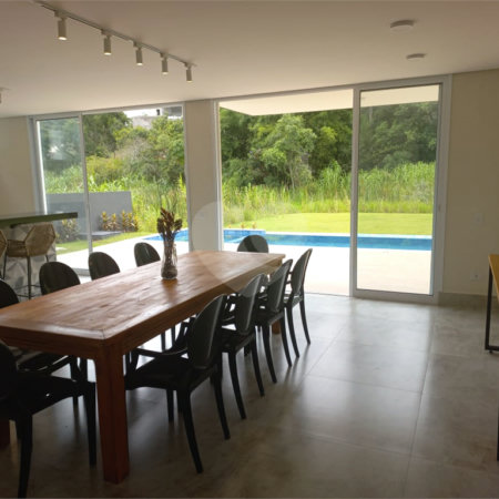 Casa a venda no Condomínio Porto Atibaia