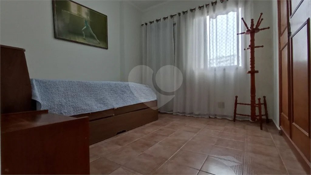 APARTAMENTO 2 QUARTOS (+1 REV.) MOBILIADO P/ALUGAR NO GUARUJÁ/PITANGUEIRAS 96m2 VISTA MAR