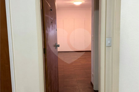 Amplo e Clássico: Apartamento de 90 m² em Higienópolis!