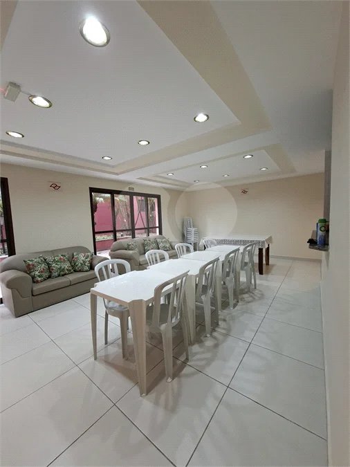GRANDE OPORTUNIDADE DE COMPRA! APARTAMENTO DE 96m² NO CONDOMÍNIO CÓRSEGA