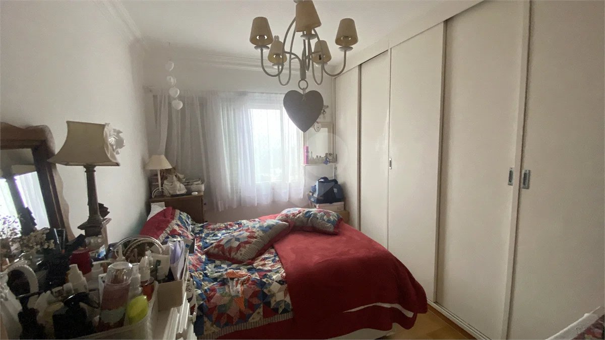 Apartamento à venda com 4 quartos, sendo 1 suíte, em Alto da Boa Vista, São Paulo, SP