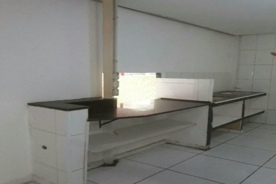 Imóvel térreo com mezanino, com 63,54 m² Edif. Lex Offices.