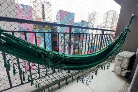 Studio Mobiliado na República – 22m² com Varanda