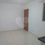 Apartamento no Condomínio Monte Logan.