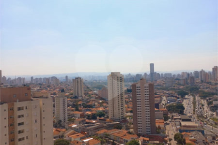 Apartamento Condominio Clube em Pinheiros com 90 m² Útil com 3 dormitórios sendo 1 suíte com 1 Vagas