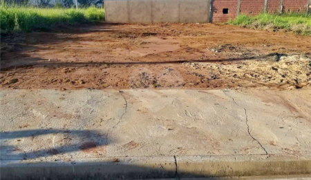 Terreno à venda em Jardim do Bosque, São Carlos, SP