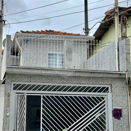 Sobrado de 150m2 com 4 dormitórios e 1 vaga à venda na Chácara Inglesa