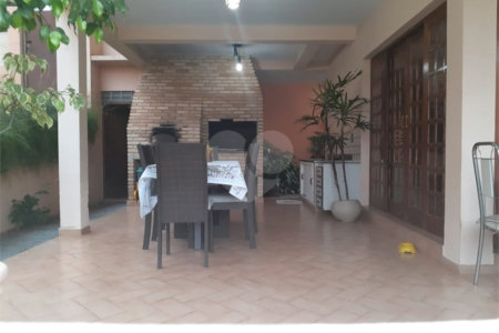 Casa com 4 dorms, Jardim Paulista, Atibaia