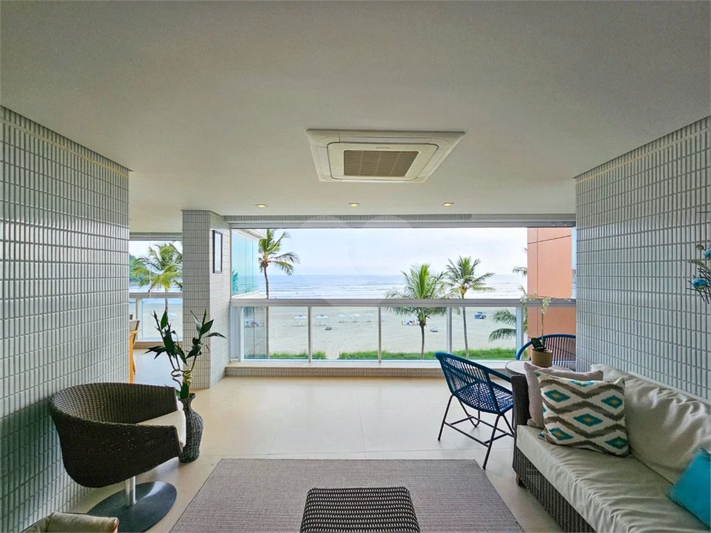 Apartamento à venda com 4 suítes em Riviera de São Lourenço, Bertioga, SP