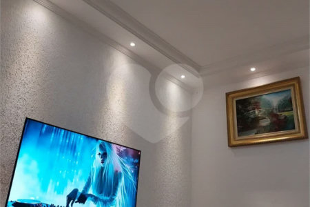 Casa com 324m², 4 dormitórios, sendo 1 suíte, 4 vagas, à venda no Jardim Las Vegas em Santo André.