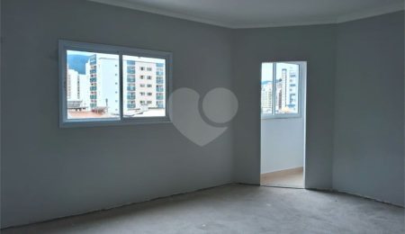 Apartamento à venda com 3 quartos, sendo 1 suíte,  no Centro, Poços de Caldas, MG