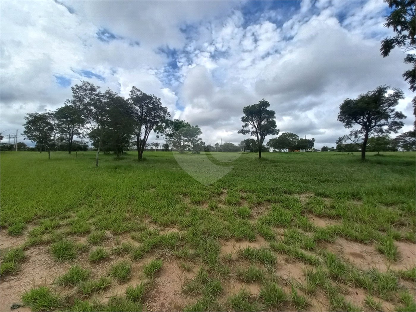 Loteamento Residencial no Condomínio Vila Pinhal do Broa