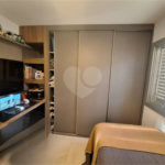 Apartamento totalmente mobiliado com 2 dormitórios, 1 vaga