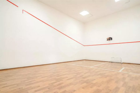 Apartamento na Região da Mooca. Excelente Localização com 3 Dormitórios sendo 1 Suíte e 2 Vagas de Garagem