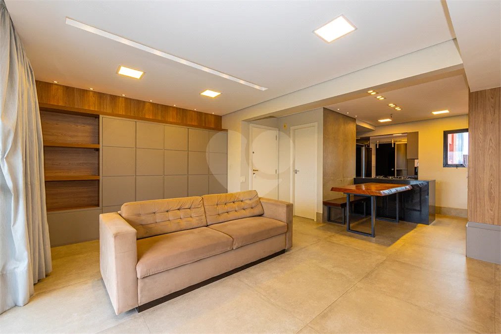 Apartamento à venda com 3 quartos, sendo 1 suíte, em Chácara Santo Antônio, São Paulo, SP