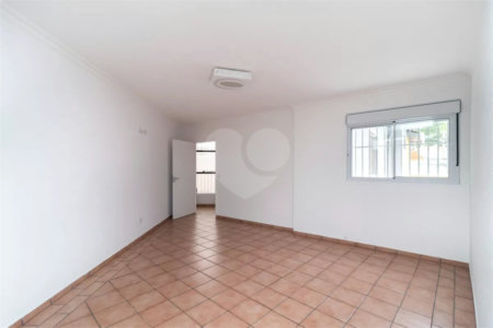Sobrado à Venda com 300m² - Mooca