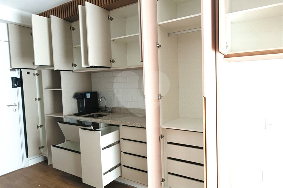 Apartamento de 23 m² com 1 suíte no Paraíso