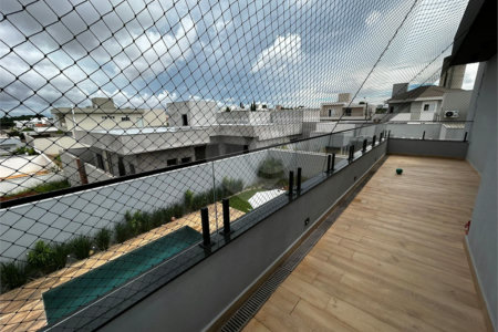 Casa de alto padrão para venda no condomínio Damha III.