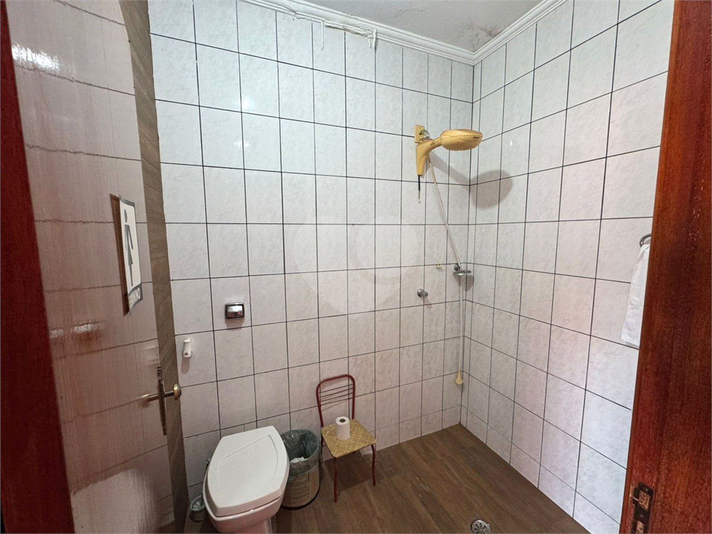 Casa com 03 Dormitórios á venda, em Jardim Alvorada, São Carlos.
