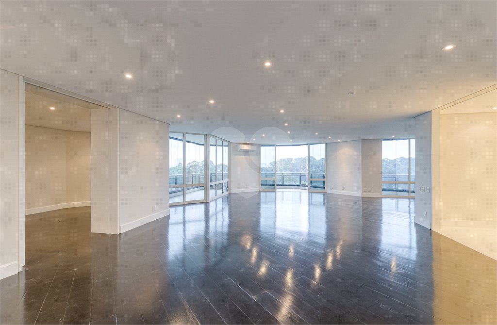 Apartamento à venda ou para alugar com 4 suítes em Alto da Boa Vista, São Paulo, SP
