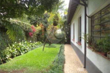 Casa á venda no Campo Belo